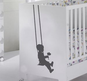 Sticker kinderkamer jongen schommel bloem