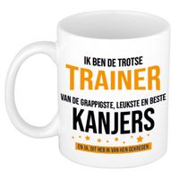 Witte cadeau mok / beker trotse trainer van de grappigste, leukste en beste kanjers 300 ml - feest mokken