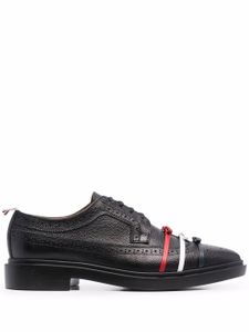 Thom Browne richelieus Longwing à détail de nœud - Noir