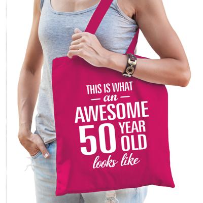 Awesome 50 year / geweldig 50 jaar cadeau tasje - roze - voor dames - Sarah
