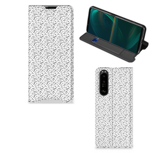 Sony Xperia 5 III Hoesje met Magneet Stripes Dots