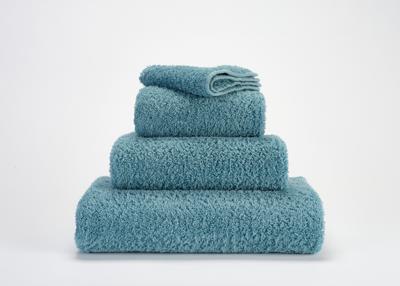 Abyss & Habidecor Abyss & Habidecor Super Pile Handdoek 60x110 309 atlantic