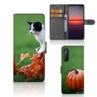 Sony Xperia 5II | Telefoonhoesje | Met pasjeshouder | Kitten