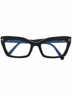 TOM FORD Eyewear lunettes de vue à monture papillon - 001 BLACK