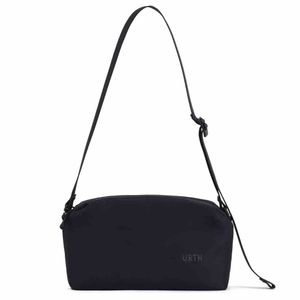 Urth Dolomite Camera Sling black
