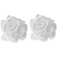 2x Kerstboomversiering op clip witte besneeuwde rozen 10 cm