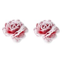 2x stuks decoratie bloemen roos roze met sneeuw op clip 15 cm - Kunstbloemen - thumbnail