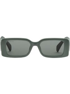 Gucci Eyewear lunettes de soleil à logo GG - Gris