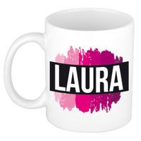 Naam cadeau mok / beker Laura met roze verfstrepen 300 ml