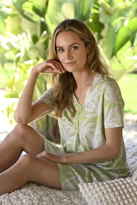 Elegant flora nachthemd groen Elegant flora nachthemd groen