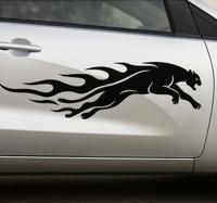Autosticker rennende puma met vlammen