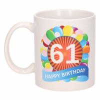 61 jaar Verjaardag koffiemok - cadeau beker - feestelijke ballonnen print - 300 ml - keramiek - wit