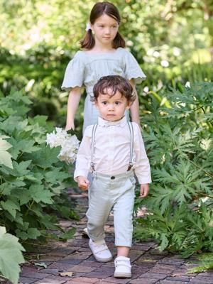 Babybroekje met afneembare bretels saliegroen Babybroekje met afneembare bretels saliegroen