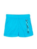 Balmain Kids short de bain à logo imprimé - Bleu