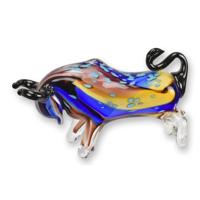 A MURANO STYLE GLASS FIGURINE OF A BULL