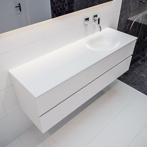 Mondiaz Vica Moon badmeubel wit mat 150 cm 2 lades solid surface enkele spoelbak rechts zonder kraangat
