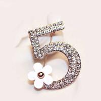 Digitale 5 kleine bloem individuele creatieve broche (Rose goud wit)