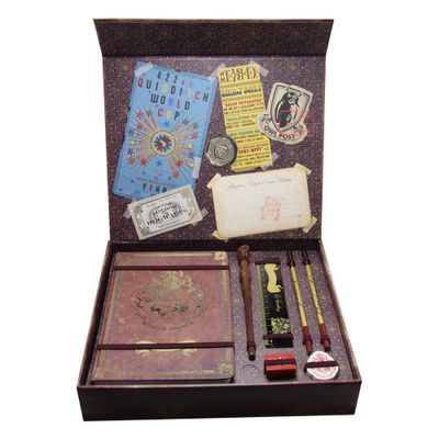 Harry Potter Hogwarts Keepsake Gift Set Harry Potter Hogwarts Keepsake Gift Set