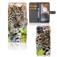 Motorola Moto G32 | Telefoonhoesje | Met pasjeshouder | Baby Luipaard Motorola Moto G32 | Telefoonhoesje | Met pasjeshouder | Baby Luipaard