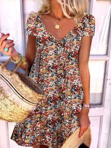 V Neck Printed Short Sleeve Knit Dress