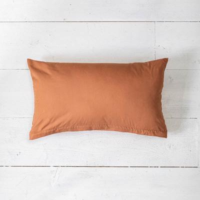 2 PACK: Sierkussenslopen Luxe Katoen Cognac Effen 30x50 Cm Ademend Presence - Dekbed-Discounter.nl