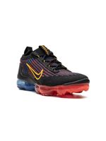 Nike Kids baskets Vapormax 2021 FN NN 'Black/Photo Blue/Crimson Gold' - Noir