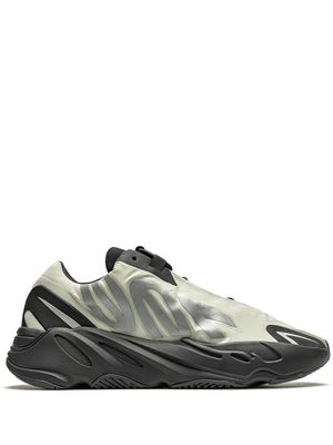adidas Yeezy baskets Yeezy Boost 700 MNVN Bone - Noir