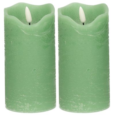LED kaars/stompkaars - 2x - mintgroen - D7,5 x H15 cm - timer - 3D vlam LED kaars/stompkaars - 2x - mintgroen - D7,5 x H15 cm - timer - 3D vlam