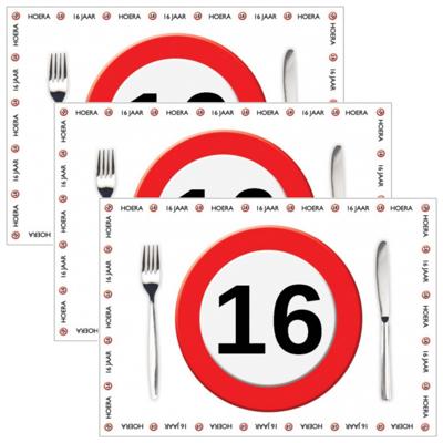 Placemat 16 jaar - 30x stuks - 42 x 30 cm - 90g - papier - verjaardag - jubileum