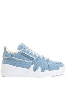 Giuseppe Zanotti baskets en jean à plateforme - Bleu