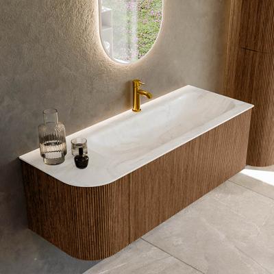 Mondiaz KURVE-DLUX 125 cm Onderkast Greeploos 1 Lade Met Deuren Walnut, Wastafel Solid Surface Rechts Ostra 1 Kraangat Zonder Spiegel (KRVBGM125L1L1D1KR-Wal/Ost)