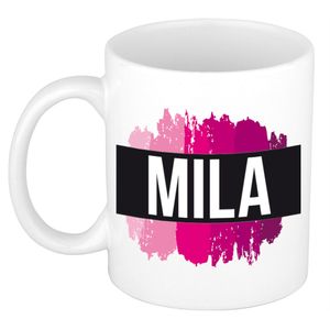 Naam cadeau mok / beker Mila met roze verfstrepen 300 ml