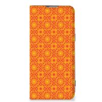 OnePlus Nord 2T Hoesje met Magneet Batik Oranje