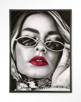 Urban Cotton Wandkleed 'Fresh Red' 110 x 145cm in Floating Frame - black