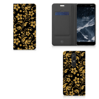 Nokia 5.1 (2018) Smart Cover Gouden Bloemen