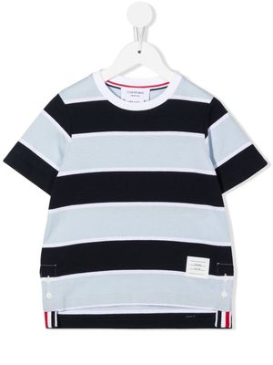 Thom Browne Kids t-shirt à rayures - Bleu