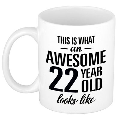 Awesome 22 year cadeau mok / beker 300 ml