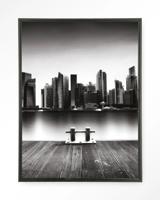 Urban Cotton Wandkleed 'Momentarily Silent' 110 x 145cm in Floating Frame - black