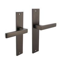 Intersteel Deurklink Hera op een rechthoekig schild antraciet grijs