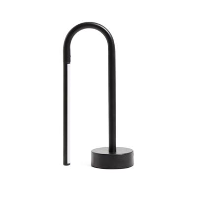 Kave Home Oplaadbare Tafellamp 'Bow' kleur Zwart