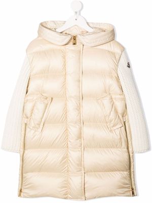 Moncler Enfant manteau long à manches nervurées - Tons neutres