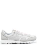 Nike baskets Air Pegasus 83 en daim - Gris - thumbnail