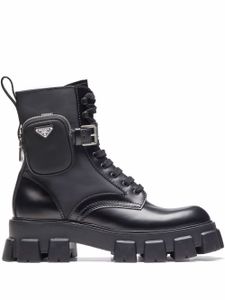 Prada bottines Moonlith à détail de pochette - Noir