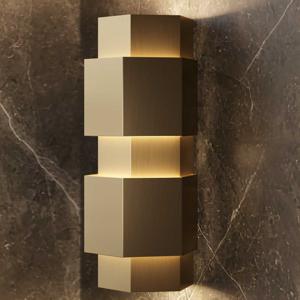 Wandlamp Martens Design Monaco 10x26 Cm Hexagon Geborsteld Goud