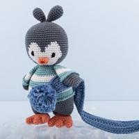 Yarn and Colors Hoshi the Penguin Haakpatroon