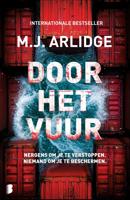 Door het vuur - M.J. Arlidge - ebook