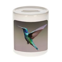 Dieren foto spaarpot kolibrie vogel vliegend 9 cm - vogels spaarpotten jongens en meisjes - thumbnail