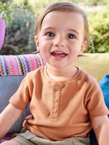 Tunesisch baby-T-shirt met smokwerk kameel