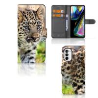 Motorola Moto G52 | Moto G82 | Telefoonhoesje | Met pasjeshouder | Baby Luipaard