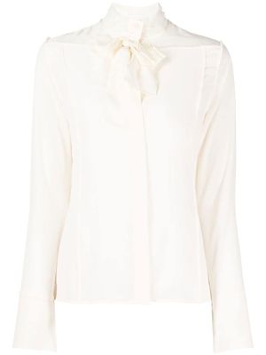 Victoria Beckham blouse en soie à col lavallière - Blanc